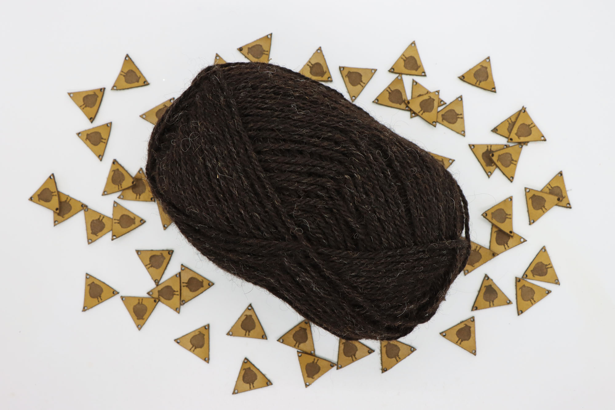 tiree wool hebridean knitting yarn